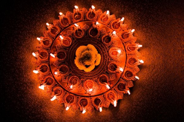Candles arranged in a circle for Diwali